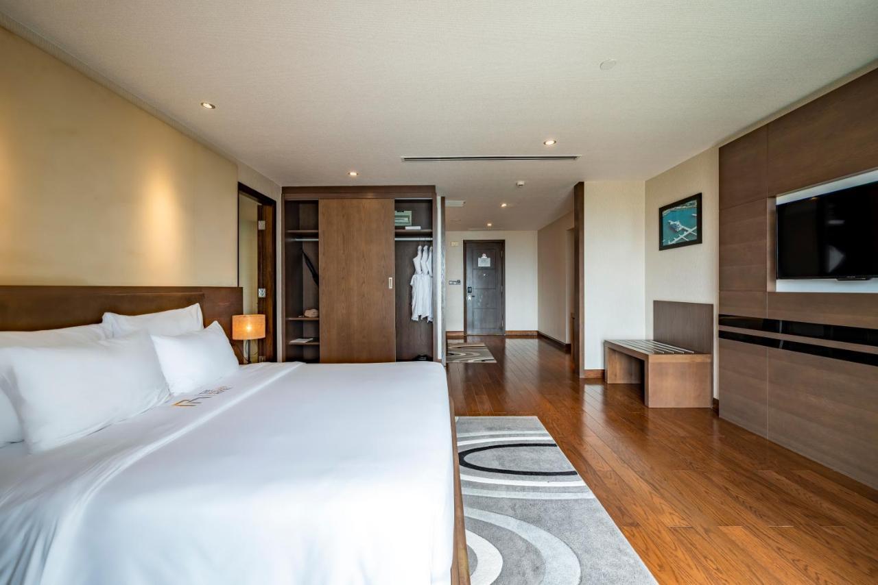 The Malibu Hotel Vung Tau Buitenkant foto